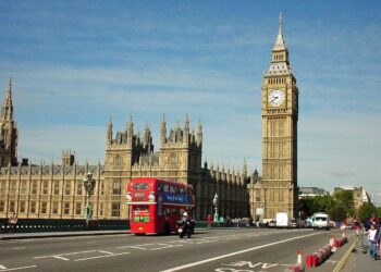 Inggris Bersiap Naikkan Pajak Imbas Kondisi Global