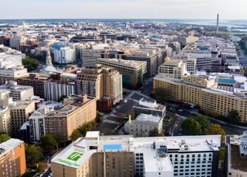 Kabar Gembira! Pemerintah AS Bebaskan Pajak Tip untuk 68 Jenis Pekerjaan