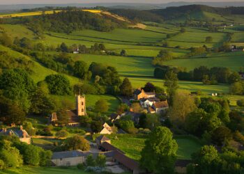 Liberal Demokrasi Kritik Rencana Pajak Warisan Pertanian Inggris