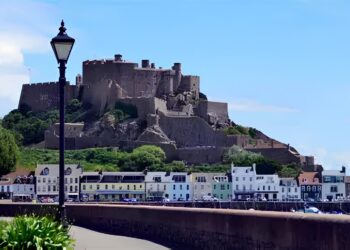 Pemerintah Jersey Tolak Usulan Penghapusan Pajak Makanan, Ini Alasannya