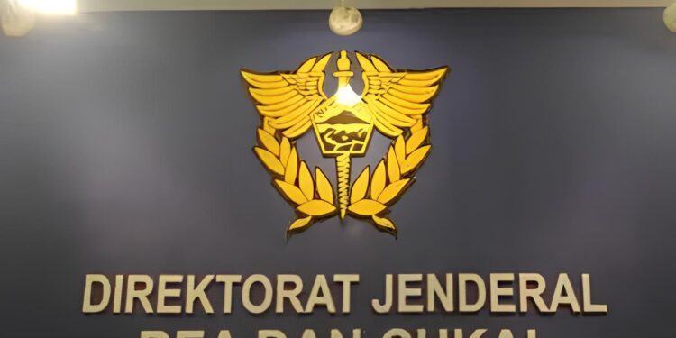 Penerimaan Bea Cukai Tembus Rp171 Triliun, Disokong Cukai Rokok & Ekspor