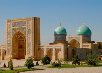 Uzbekistan Luncurkan Paket Pajak untuk Operator Satelit, Targetkan Internet ke Daerah Terpencil