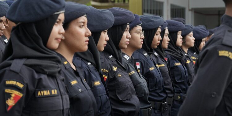 Bea Cukai Perkuat Kolaborasi Industri Lewat Kunjungan ke Pabrik Petrokimia dan Sepatu