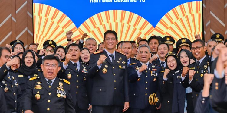 Purbaya Dorong Integritas dan Pengawasan Jadi Fondasi Utama Bea Cukai