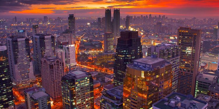 Filipina Naikkan Batas Tunjangan Bebas Pajak bagi Pegawai