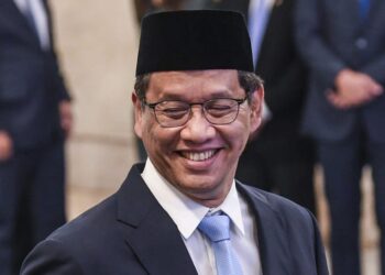 Purbaya Ajak Pabrik Rokok Ilegal Masuk Sistem Legal Akhir 2025