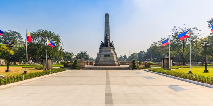 Filipina Andalkan PNBP Saat Pajak Melambat