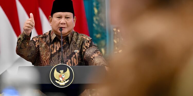 Prabowo Tegaskan Regulasi Ekonomi Harus Kembali ke Pasal 33 UUD 1945