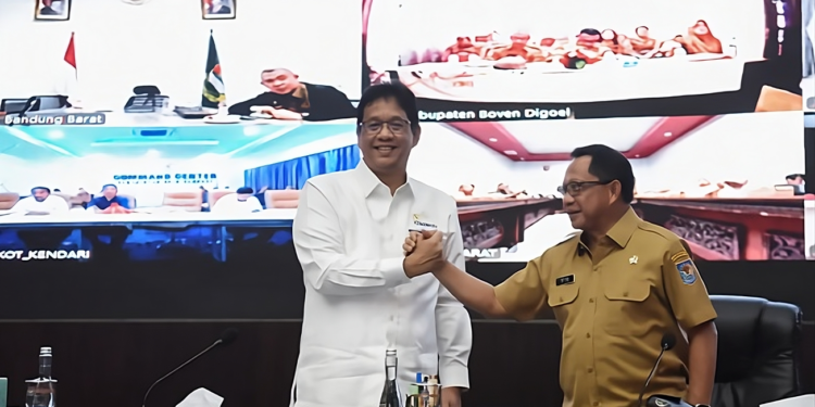 Pakaian dari KEK Bebas Pajak Disalurkan untuk Korban Bencana di Sumatera