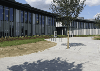 Tekanan yang sangat besar disalahkan atas kenaikan pajak tertinggi.