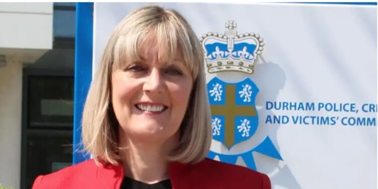 PCC menantang anggota dewan untuk menyetujui kenaikan pajak polisi.