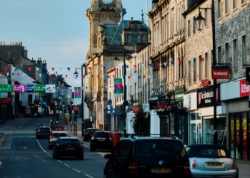 Kenaikan pajak dewan dikaitkan dengan pendanaan pemerintah.