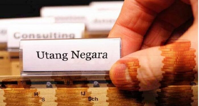 Peringatan Fitch! Outlook Surat Utang RI Turun ke Negatif, Lesunya Pajak Jadi Biang Kerok