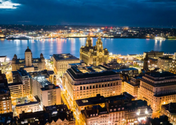 Pajak pariwisata hasilkan £10 juta untuk menarik event ke kota.