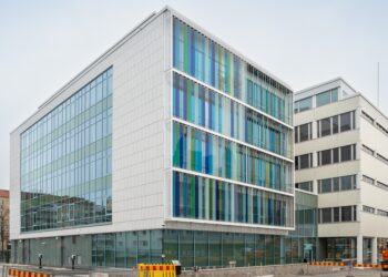 Kenaikan pajak dewan terjadi setelah permintaan tambahan pendanaan “ditolak”.