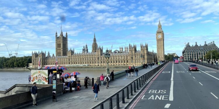 Pemerintah Kota London Timur gagal mengumpulkan pajak sebesar £500 ribu ‘karena krisis biaya hidup’