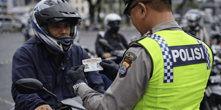 Tunggak Pajak Kendaraan? Bapenda Ikut Turun ke Jalan Gelar Razia