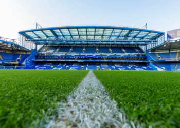 Chelsea mengumumkan kerugian sebelum pajak sebesar £262,4 juta, yang merupakan rekor tertinggi di Liga Premier