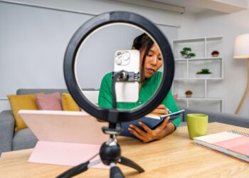Siapkan Panduan Khusus, SARS Perketat Pengawasan Pajak Selebgram dan Influencer