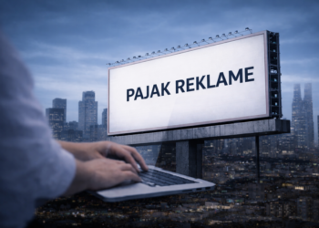 Pemkab Bekasi Sisir Reklame Penunggak dan Tempel Stiker Peringatan