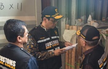 Menkeu Perkuat Pengawasan Kepatuhan Pajak Perusahaan Baja
