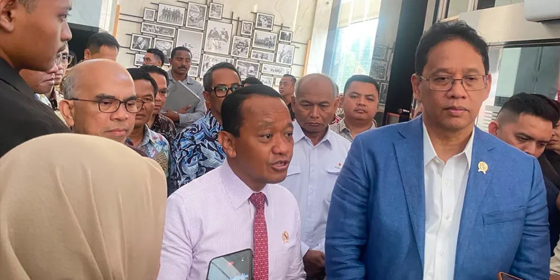 Purbaya dan Bahlil Kaji Pembatasan BBM Bersubsidi
