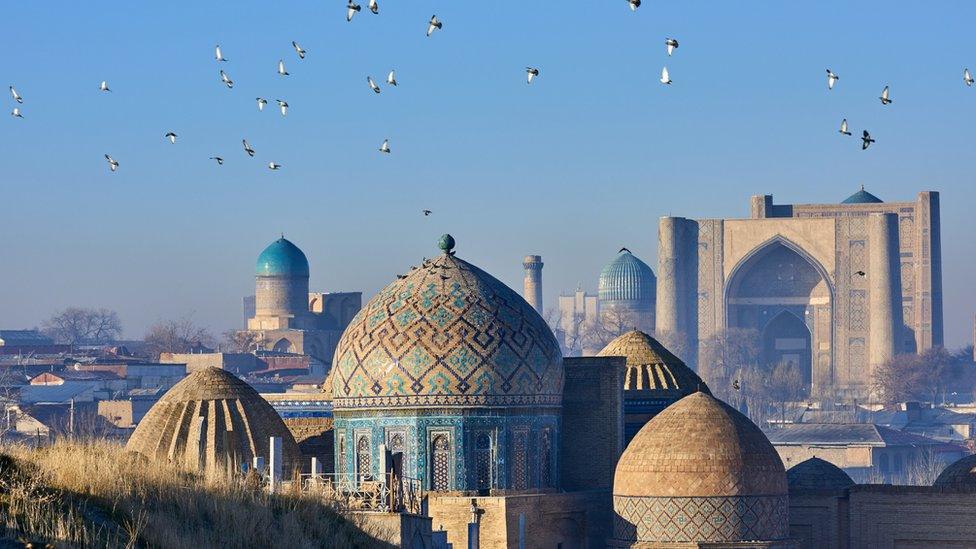PPN E-Commerce Uzbekistan Diperluas ke Penjual Asing