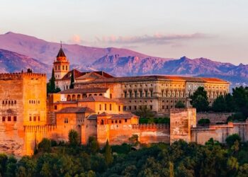 Spanyol Usulkan Windfall Tax Perusahaan Migas Uni Eropa