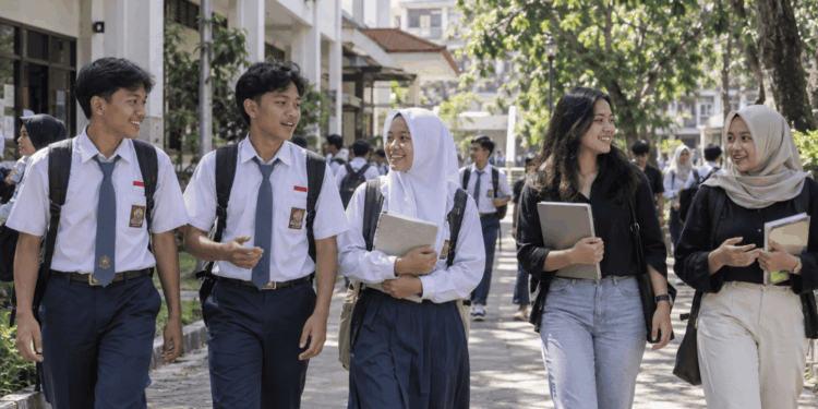 Pendidikan Negeri Gratis Didorong dari SD hingga Kampus