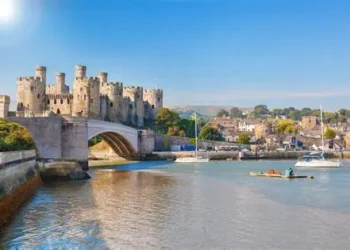 Pungutan Wisata Wales Tertahan di Tiga Wilayah, Cardiff Bersiap 2027