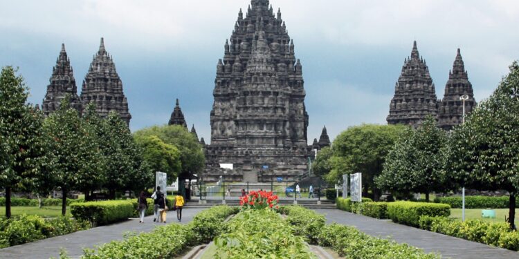 Sleman-Klaten Atur Pembagian PBJT Candi Prambanan